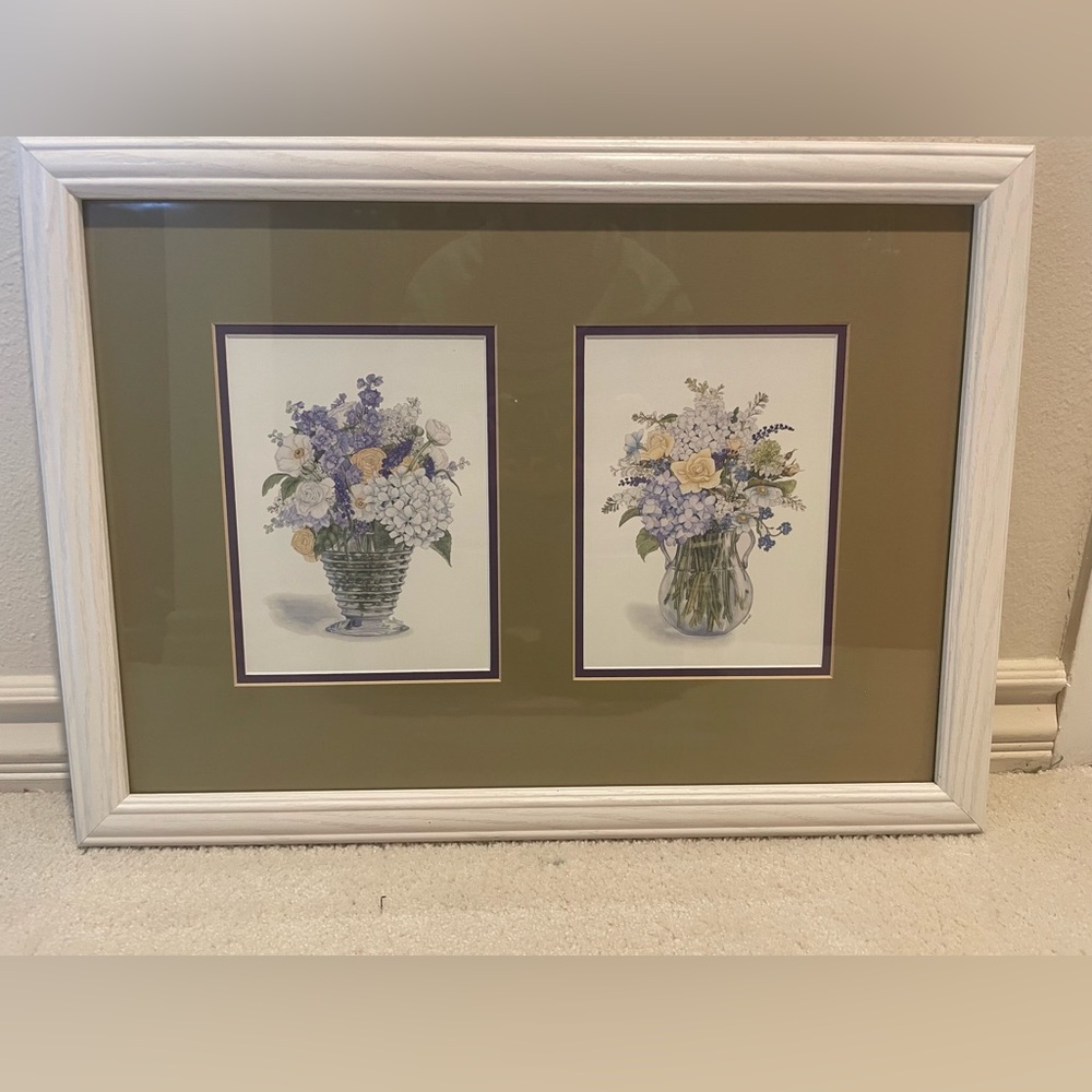 Elegant White Picture Frame with Floral Art